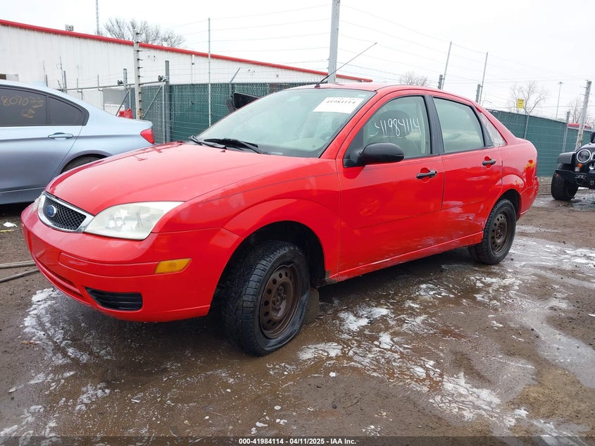 2007 FORD FOCUS VIN: 1FAHP34N97W345174