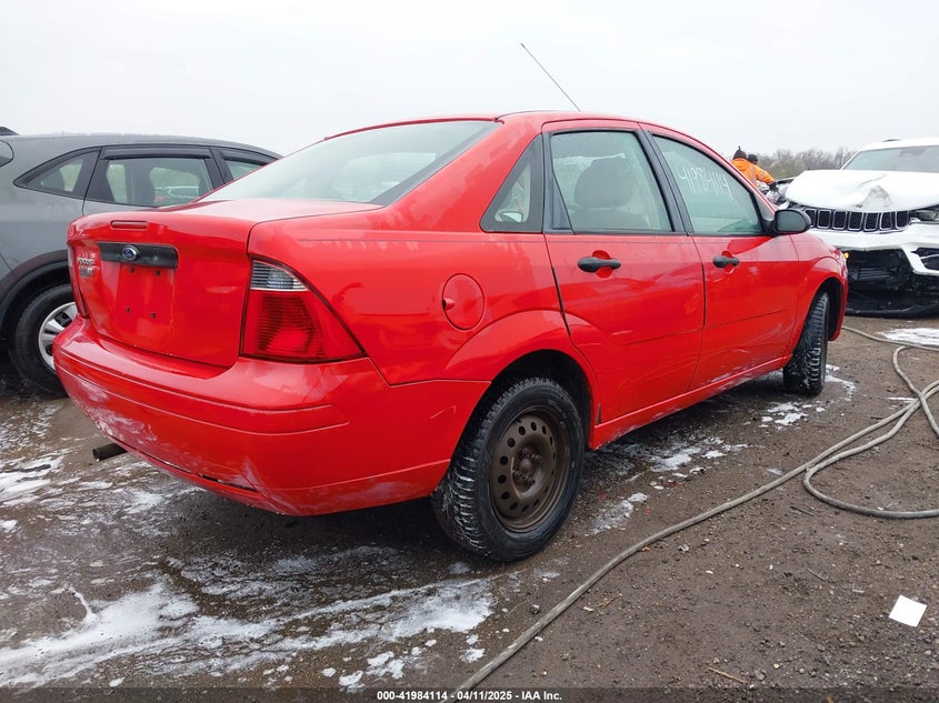 2007 FORD FOCUS VIN: 1FAHP34N97W345174