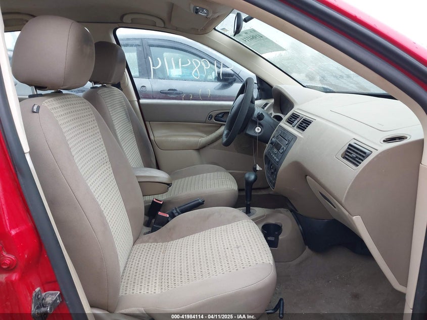 2007 FORD FOCUS VIN: 1FAHP34N97W345174