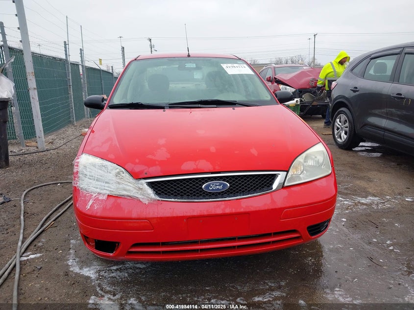 2007 FORD FOCUS VIN: 1FAHP34N97W345174