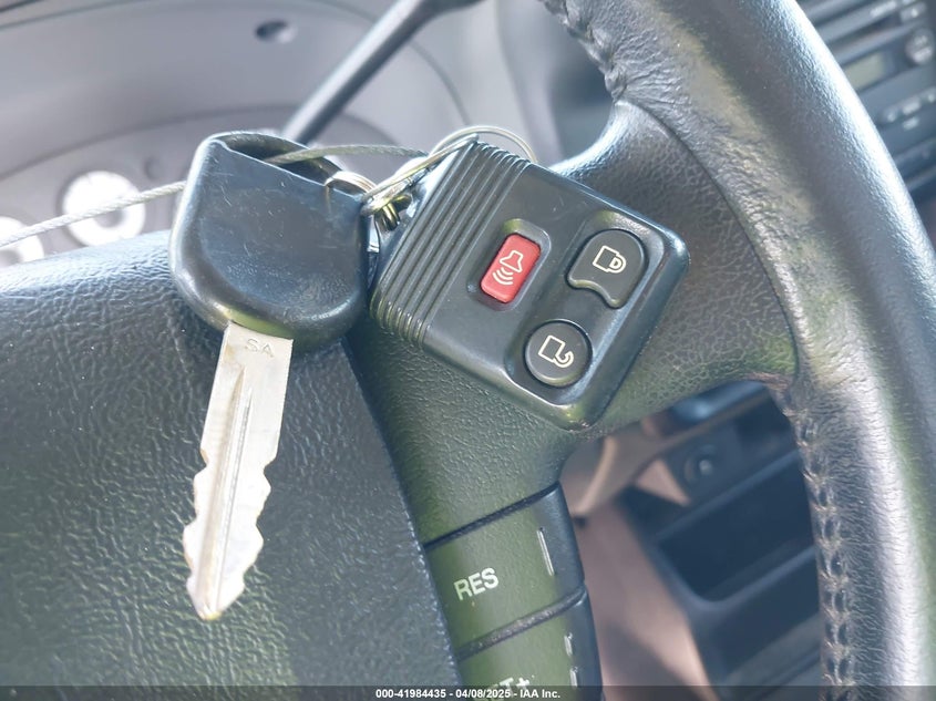 2011 FORD RANGER VIN: 1FTKR1EE8BPA89853