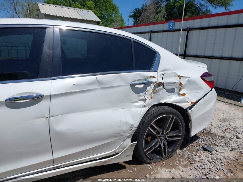 2016 HONDA ACCORD VIN: 1HGCR2F52GA049112