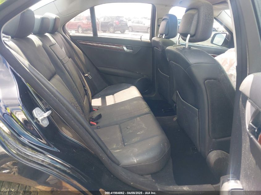 2008 Mercedes-Benz C 300 Luxury 4Matic/Sport 4Matic VIN: WDDGF81XX8F142104 Lot: 41984862