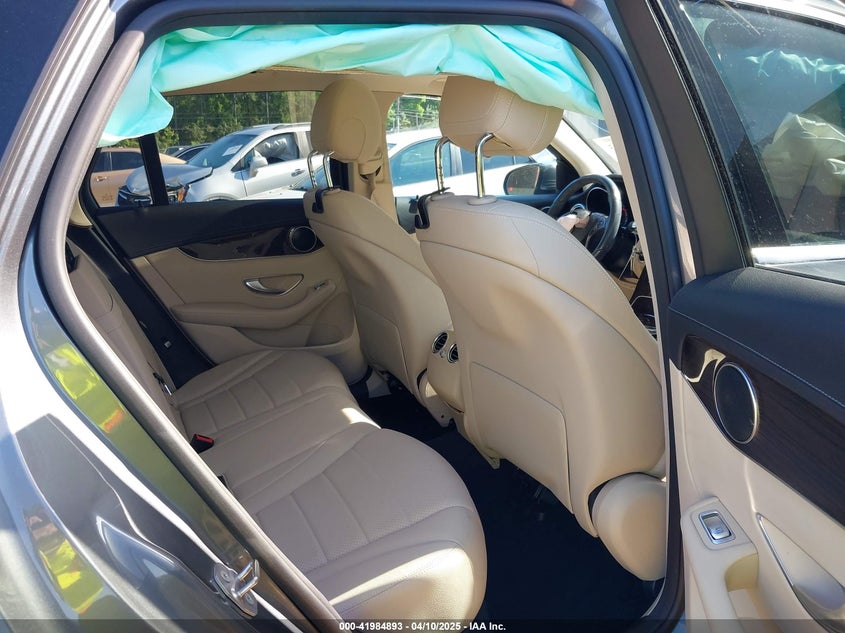 2017 MERCEDES-BENZ GLC 300 VIN: WDC0G4JB1HF124588