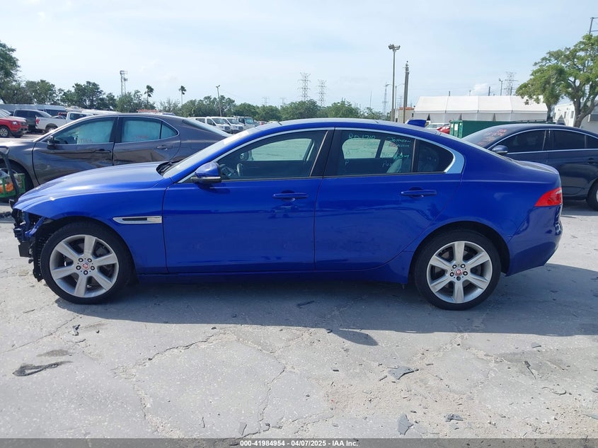 2018 JAGUAR XE 25T PREMIUM SAJAD4FX7JCP24113