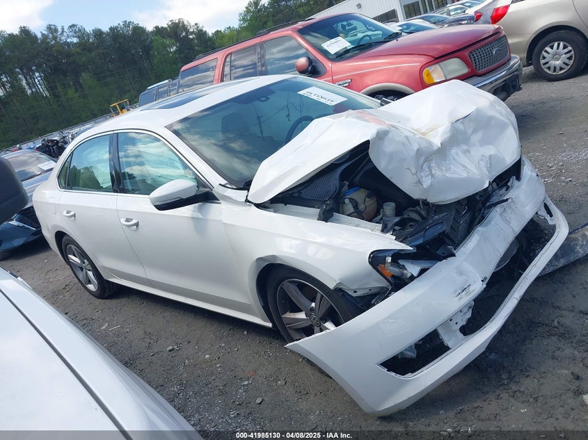 2013 VOLKSWAGEN PASSAT 2.5L SE - 1VWBH7A34DC141383