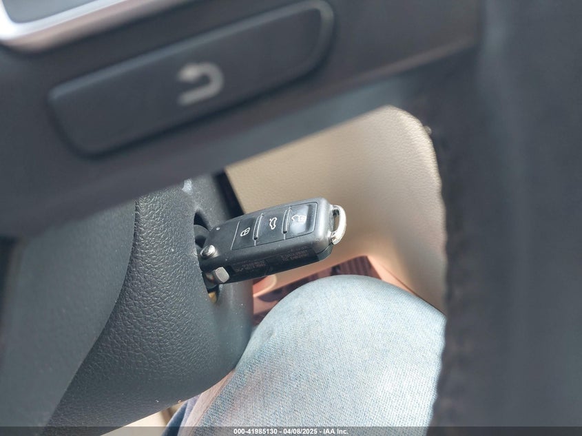 2013 VOLKSWAGEN PASSAT 2.5L SE - 1VWBH7A34DC141383