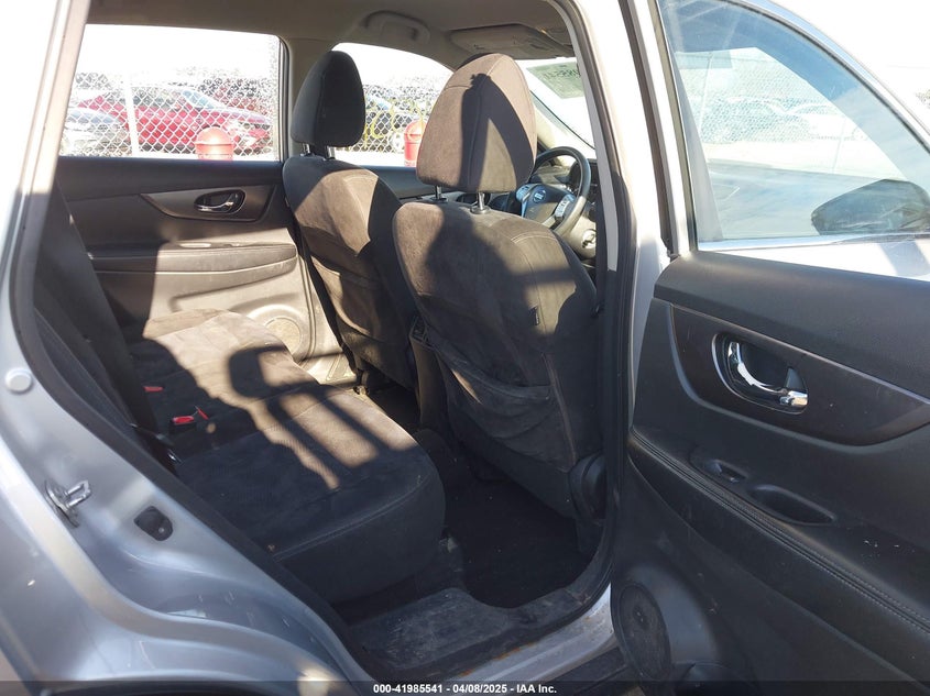 2015 NISSAN ROGUE S - KNMAT2MV9FP571497