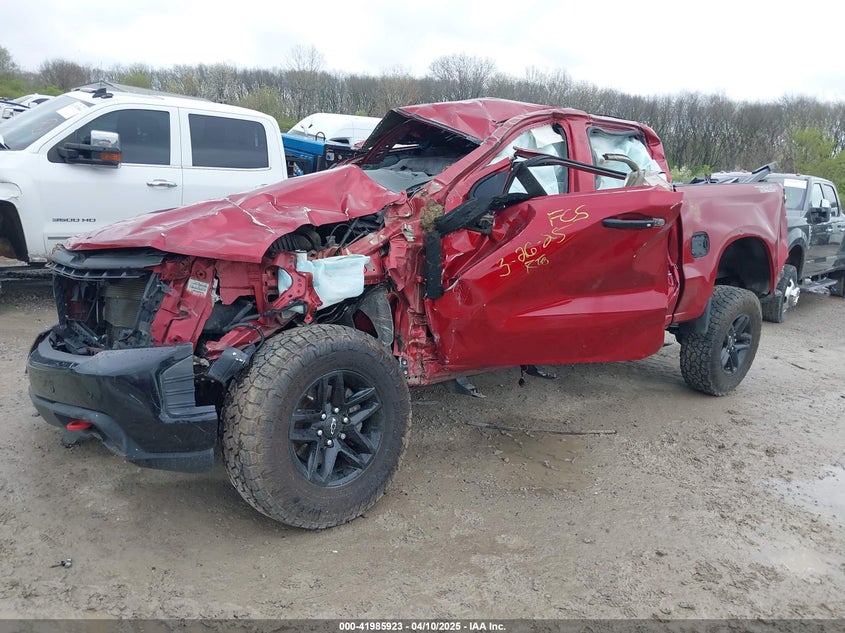 2021 CHEVROLET SILVERADO 1500 4WD  SHORT BED LT TRAIL BOSS - 1GCPYFED2MZ208128