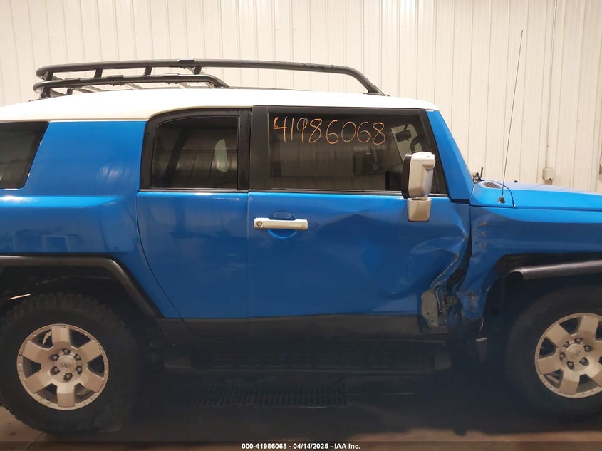 2008 TOYOTA FJ CRUISER VIN: JTEBU11F38K018980