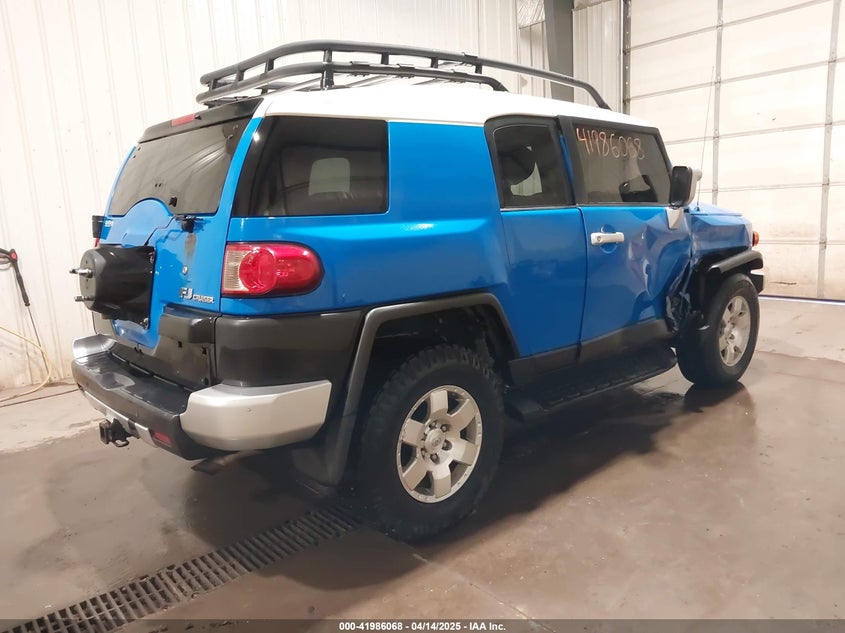 2008 TOYOTA FJ CRUISER VIN: JTEBU11F38K018980