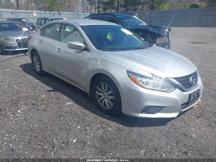 2018 NISSAN ALTIMA VIN: 1N4AL3AP4JC229957