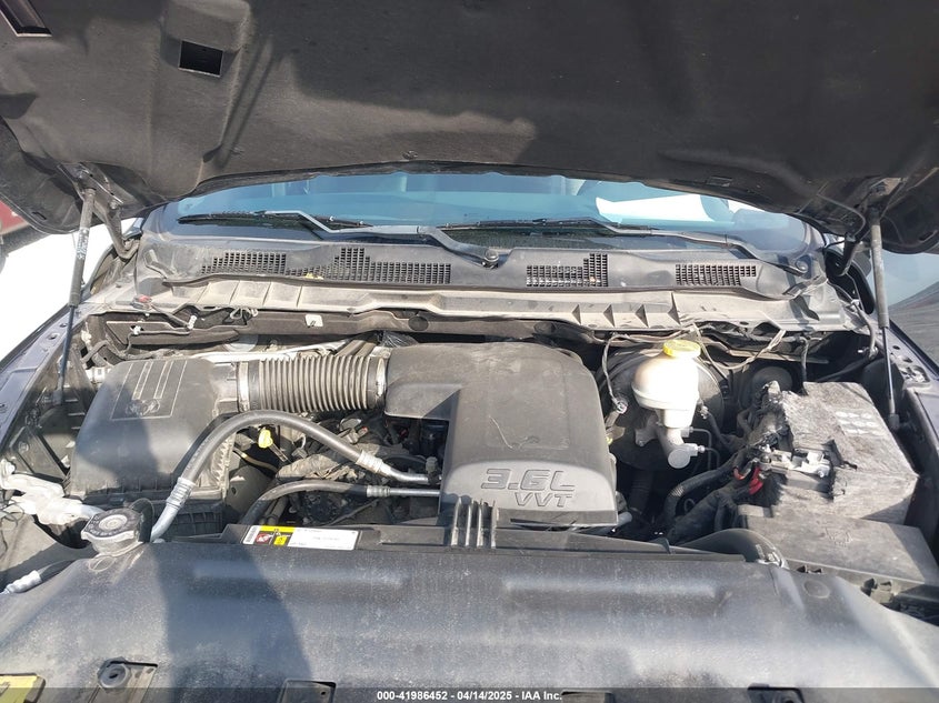 2017 RAM 1500 EXPRESS  4X4 5'7 BOX - 1C6RR7KG8HS732982