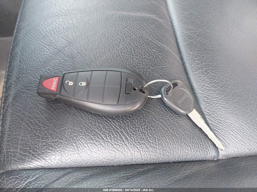 2017 RAM 1500 EXPRESS  4X4 5'7 BOX - 1C6RR7KG8HS732982