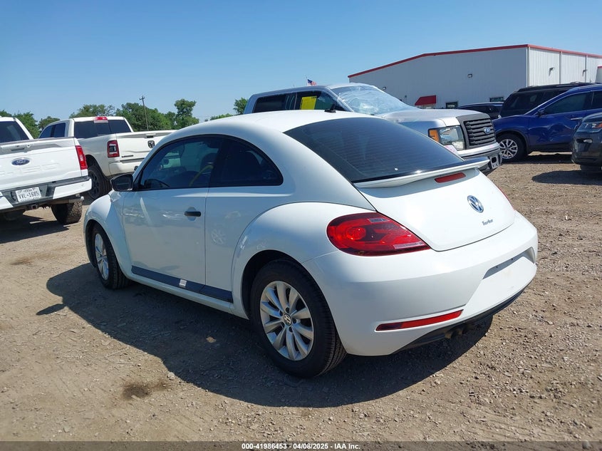 2018 VOLKSWAGEN BEETLE 2.0T COAST/2.0T S - 3VWFD7AT4JM715004