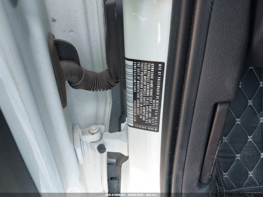 2018 VOLKSWAGEN BEETLE 2.0T COAST/2.0T S - 3VWFD7AT4JM715004