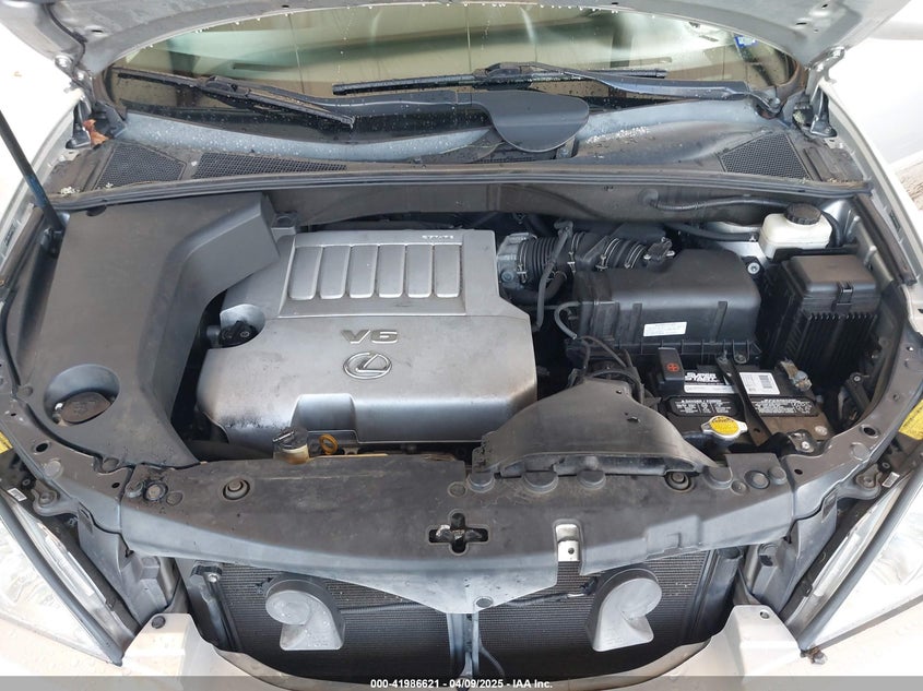 2008 LEXUS RX VIN: 2T2HK31U18C063752