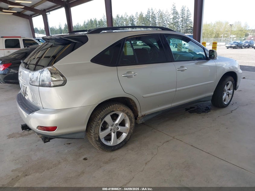 2008 LEXUS RX VIN: 2T2HK31U18C063752