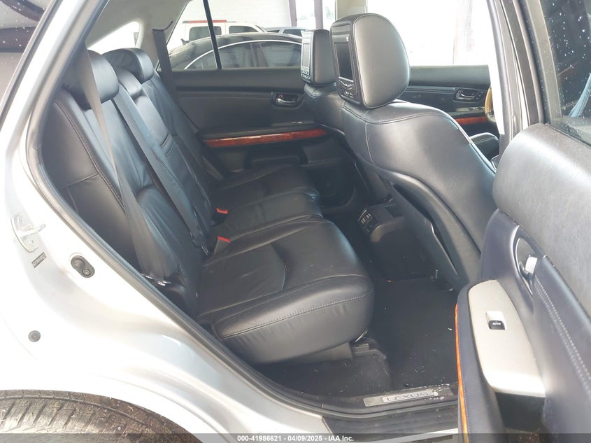 2008 LEXUS RX VIN: 2T2HK31U18C063752