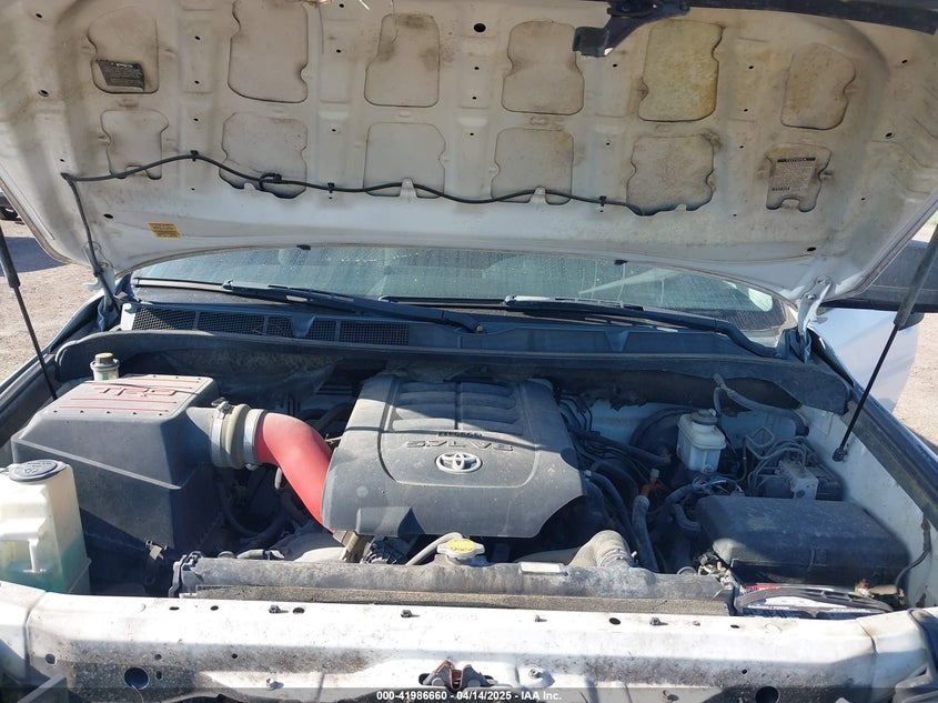 2011 TOYOTA TUNDRA VIN: 5TFDW5F11BX204605
