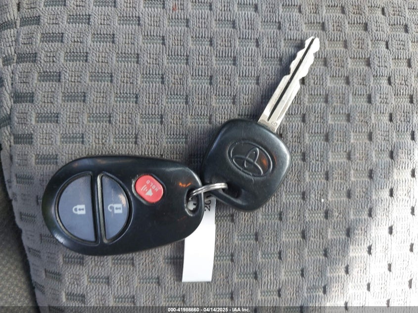 2011 TOYOTA TUNDRA VIN: 5TFDW5F11BX204605