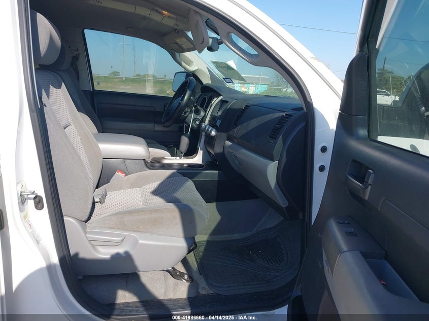 2011 TOYOTA TUNDRA VIN: 5TFDW5F11BX204605