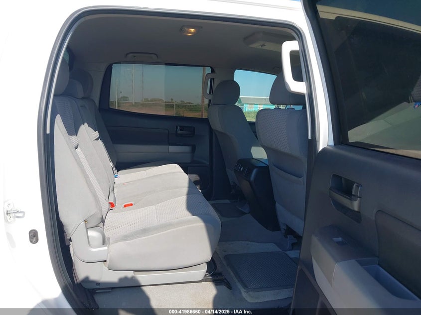 2011 TOYOTA TUNDRA VIN: 5TFDW5F11BX204605