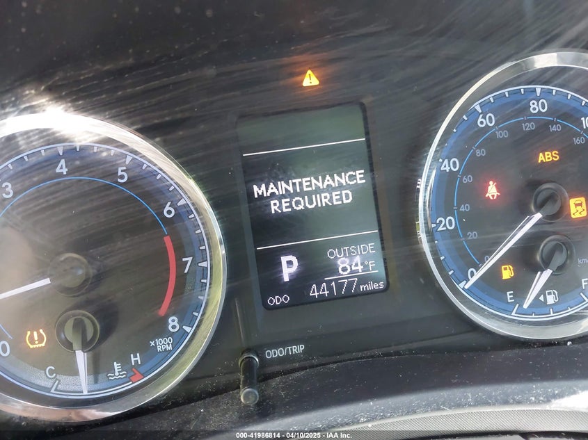 2019 TOYOTA COROLLA LE - 5YFBURHE7KP912618