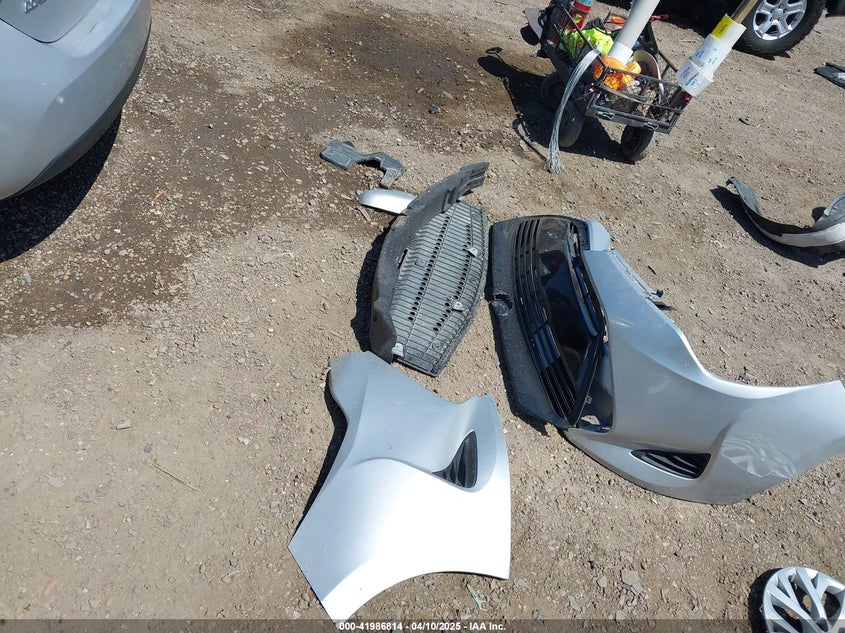 2019 TOYOTA COROLLA LE - 5YFBURHE7KP912618