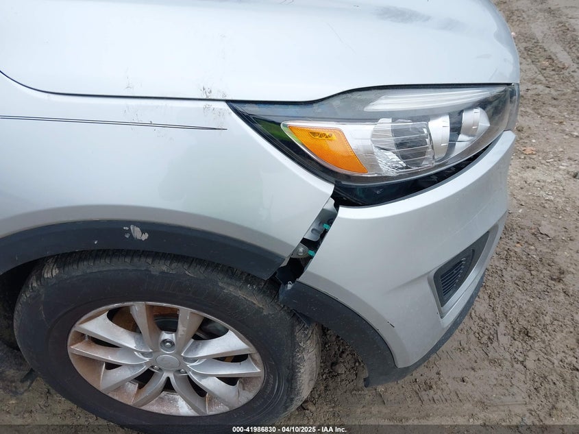 2018 KIA SORENTO VIN: 5XYPGDA54JG368009