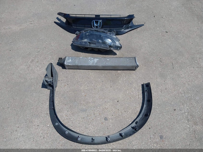 VIN 2HGFC3B32KH350059 2019 HONDA CIVIC EX