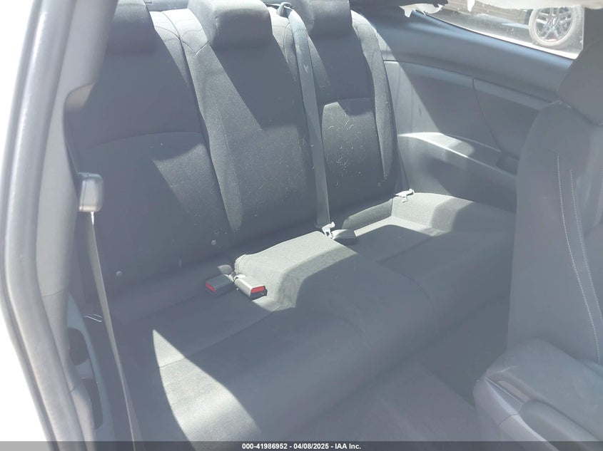 VIN 2HGFC3B32KH350059 2019 HONDA CIVIC EX