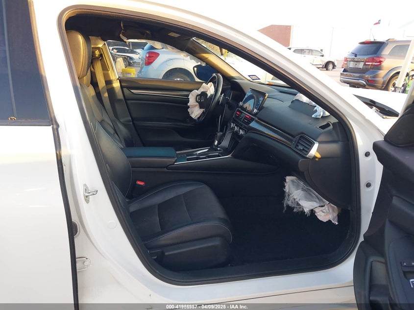 2018 HONDA ACCORD VIN: 1HGCV1F3XJA264460