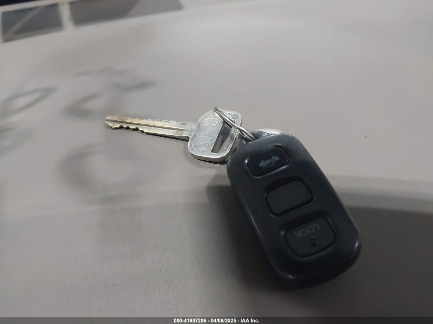 2003 Toyota Corolla Le VIN: JTDBR32E330020921 Lot: 41987206