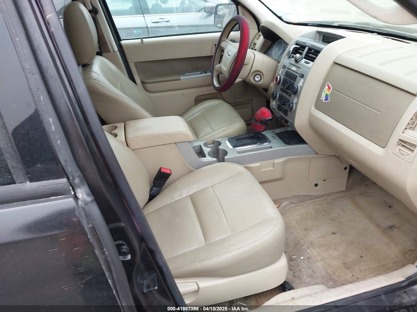 2010 FORD ESCAPE VIN: 1FMCU9DG1AKA55295