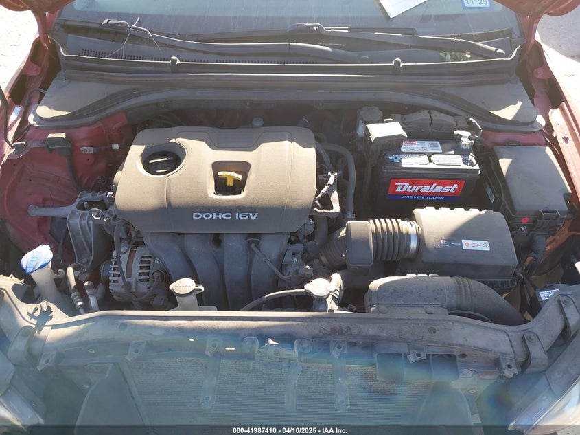 2017 HYUNDAI ELANTRA VIN: KMHD84LF0HU363593