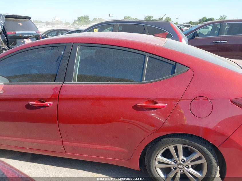 2017 HYUNDAI ELANTRA VIN: KMHD84LF0HU363593
