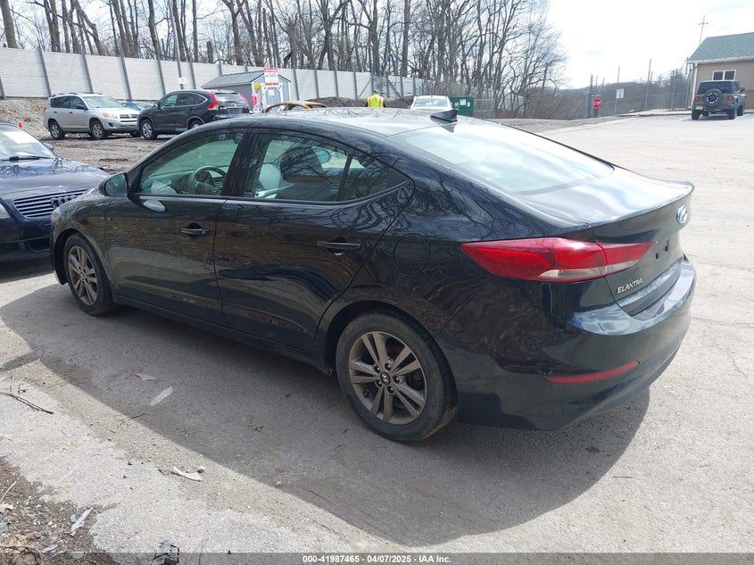 2018 HYUNDAI ELANTRA VIN: 5NPD84LF0JH269430