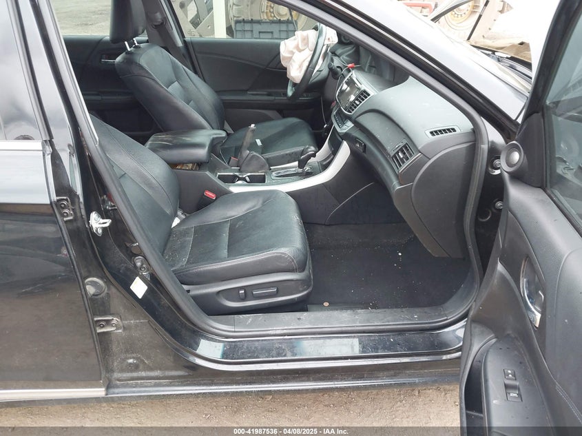 2015 HONDA ACCORD VIN: 1HGCR3F88FA016596