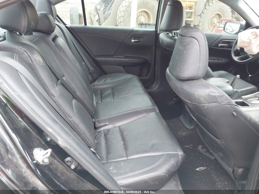 2015 HONDA ACCORD VIN: 1HGCR3F88FA016596