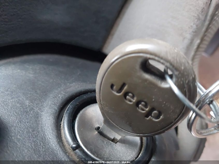 2002 Jeep Grand Cherokee Laredo VIN: 1J4GW48S22C295981 Lot: 41987578