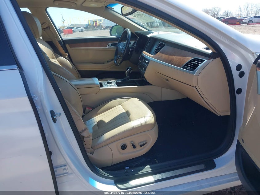 2015 HYUNDAI GENESIS VIN: KMHGN4JE7FU029283