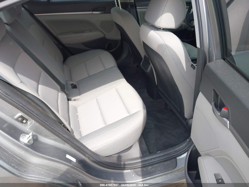 2018 HYUNDAI ELANTRA VIN: KMHD84LF9JU607893