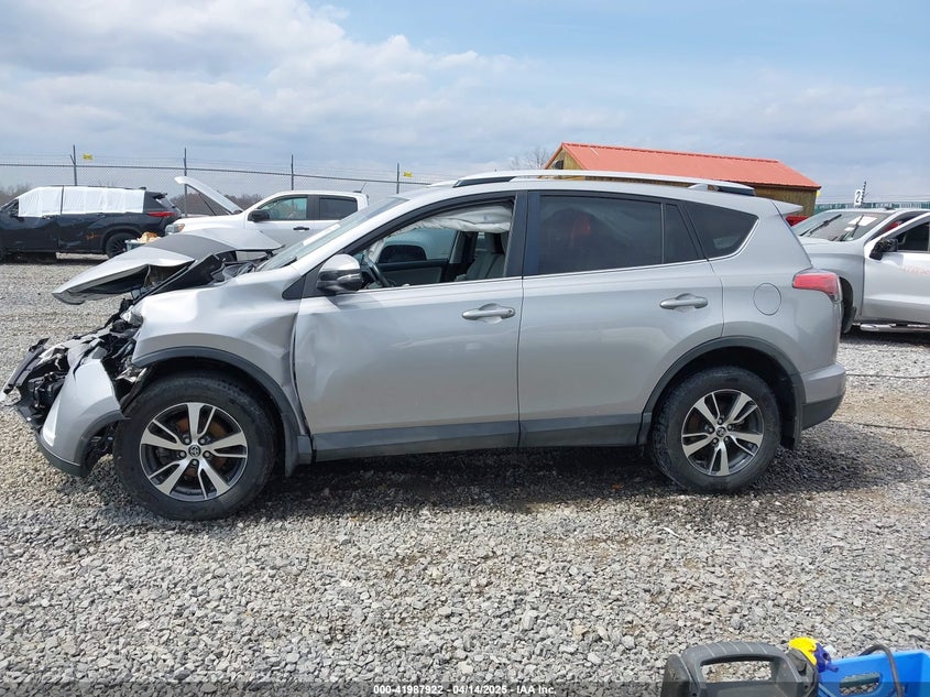 2016 TOYOTA RAV4 XLE - 2T3RFREV3GW453890