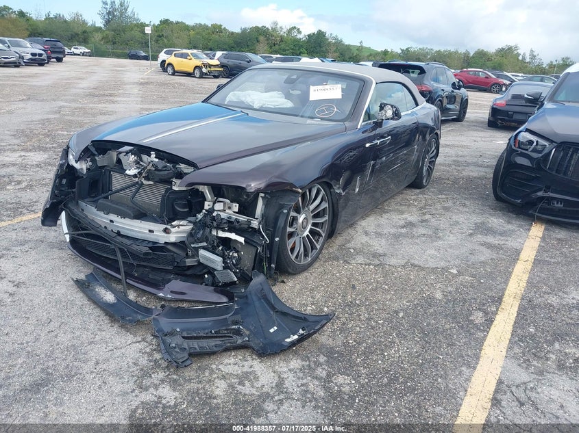Vin: sca666d52ju107540, lot: 42479846, rolls-royce dawn 20182