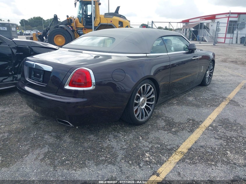 Vin: sca666d52ju107540, lot: 42479846, rolls-royce dawn 20184