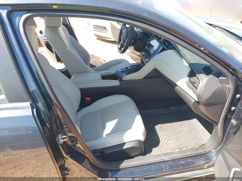 2019 HONDA INSIGHT VIN: 19XZE4F59KE005629