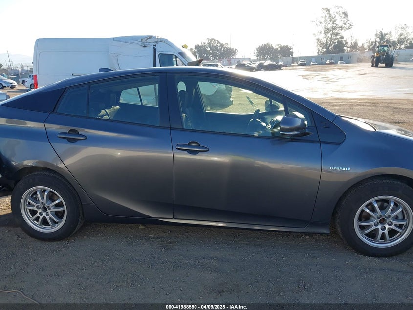 2020 TOYOTA PRIUS VIN: JTDKARFUXL3117737
