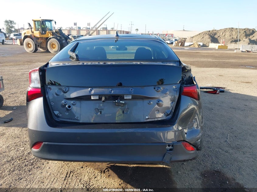 2020 TOYOTA PRIUS VIN: JTDKARFUXL3117737