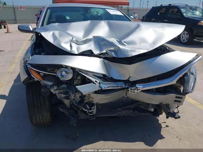 2019 CHEVROLET MALIBU VIN: 1G1ZD5ST1KF154001